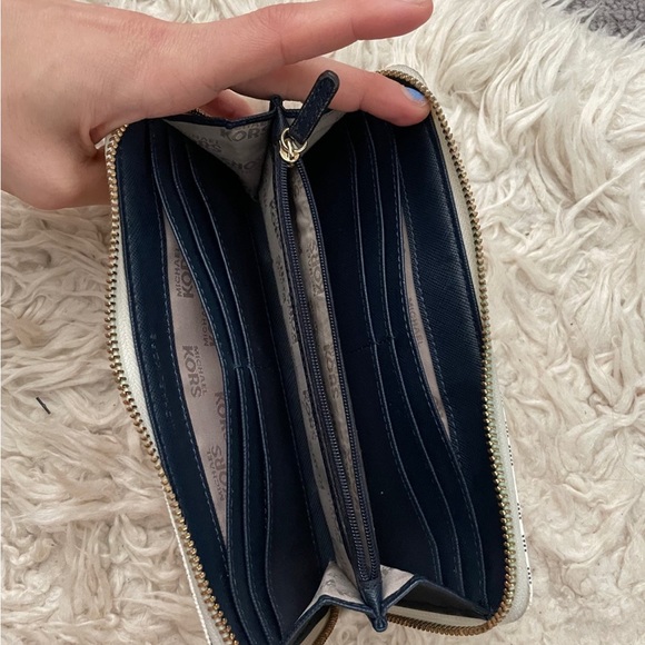 Michael Kors Wallet white large - Picture 7 of 10